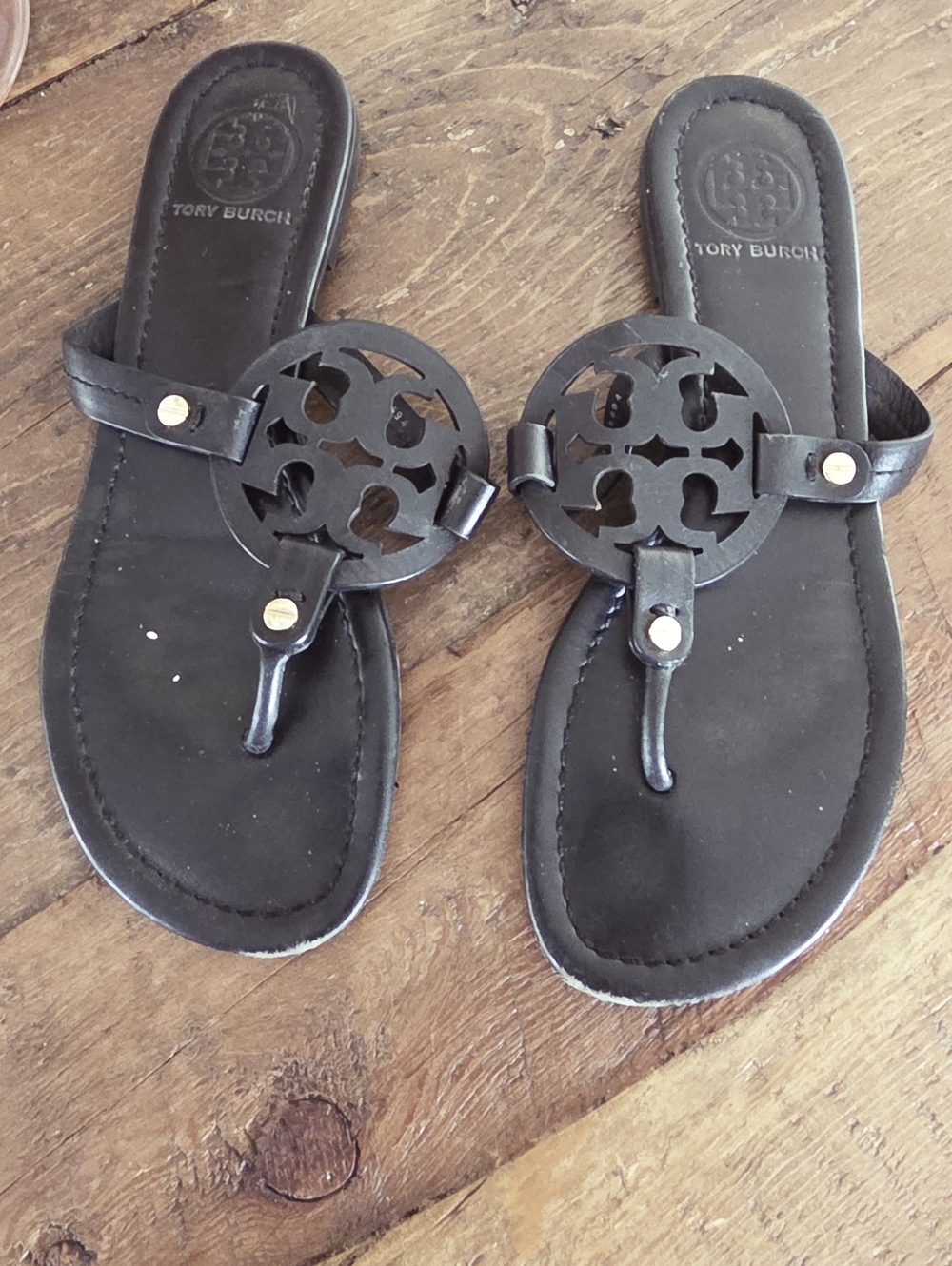 Tory Burch Black Logo Cutout Thong Sandals